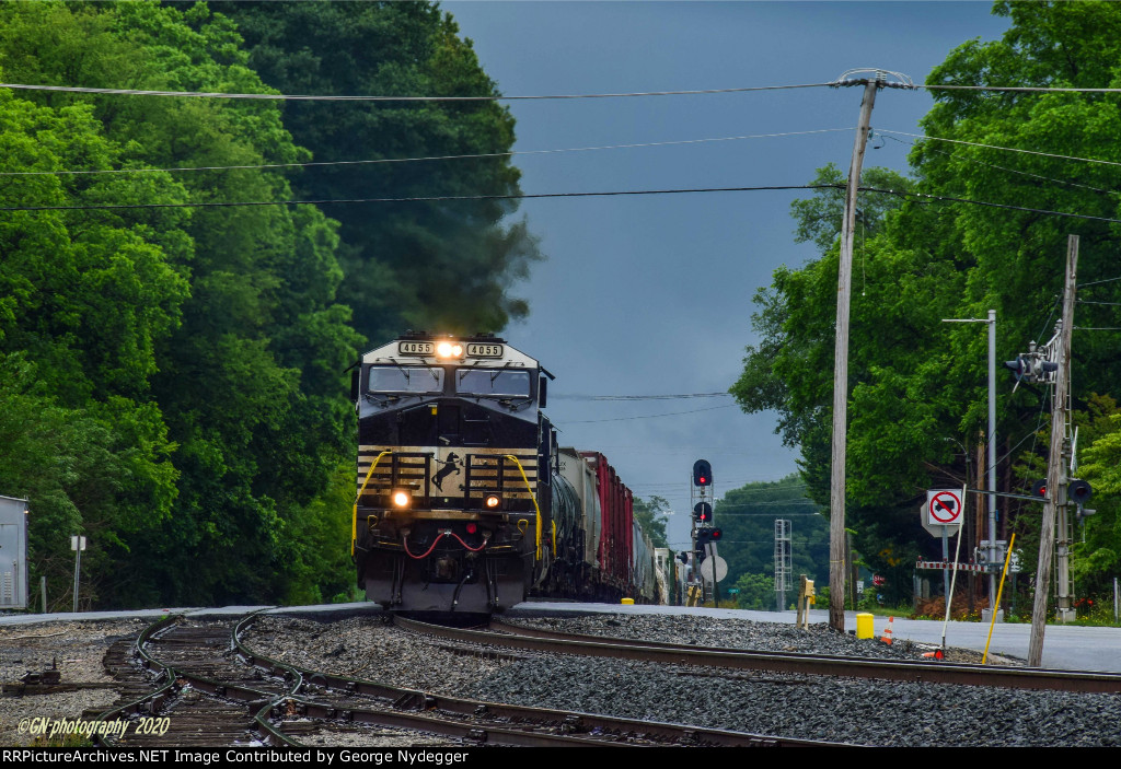 NS 4055 on a rainy day